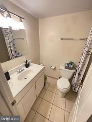 6302 Hil-Mar Dr unit 6-7 1 - District Heights, MD