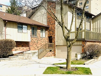 36 Portwine Rd - Willowbrook, IL