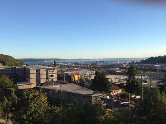 Vue Cliff Apartments - Seattle, WA