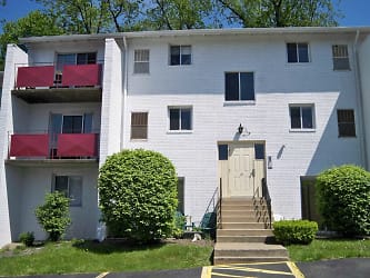 Hillcrest Apartments - Pittsburgh, PA