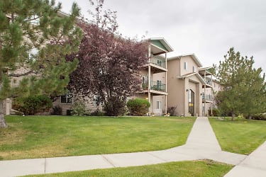 Country Meadows Apartments - Billings, MT