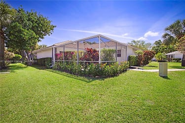 5601 Red Oak Ct #5601 - Palm Beach Gardens, FL