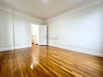 3015 Roberts Ave - undefined, undefined