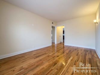 2954 N Seminary Ave - Chicago, IL