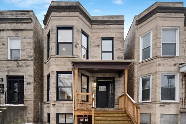 7008 S King Dr #2 - Chicago, IL