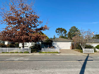 1052 Clark Ave - Mountain View, CA