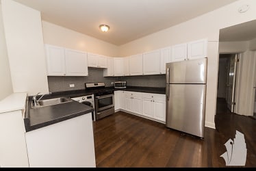 3815 N Greenview Ave unit 3815-1W - Chicago, IL