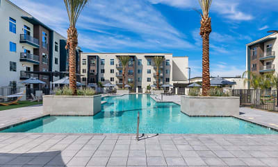 Glen 91 Apartments - Glendale, AZ