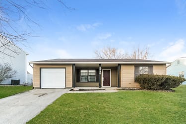 3536 Valley Lake Dr - Indianapolis, IN