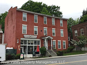 9 State St - Windsor, VT