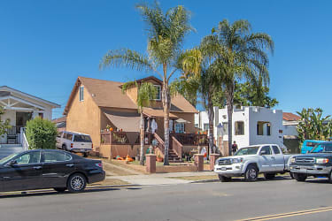 3568 Nile St - San Diego, CA