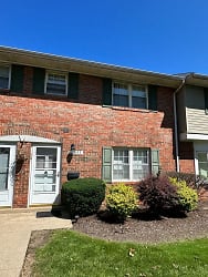 31624 N Marginal Dr unit D - Willowick, OH