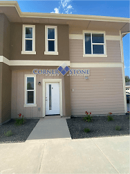 2815 S 10th Ave - Caldwell, ID
