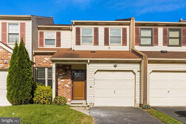 206 Parkview Way - Newtown, PA