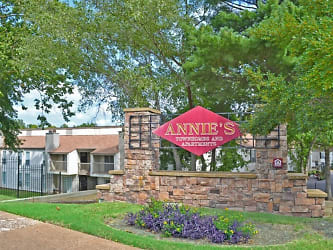 Annie's Townhomes Apartments - Memphis, TN