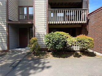 130 Coe Ave #86 Apartments - East Haven, CT
