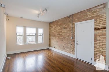 3453 N Wolcott Ave - Chicago, IL