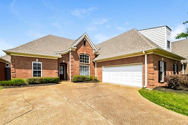 2944 Keeley Cove - Southaven, MS
