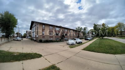 220 19th St NE unit W-123 - Cedar Rapids, IA