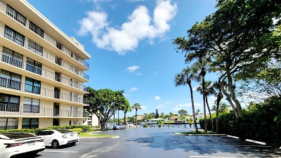 21 Royal Palm Way #405 - Boca Raton, FL