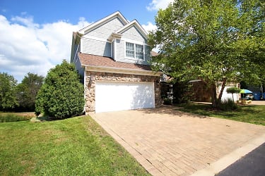 2522 Reflections Dr - Crest Hill, IL