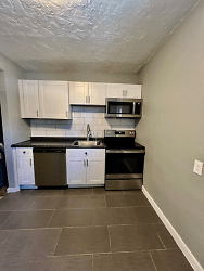 825 12th St unit 5 - Greeley, CO
