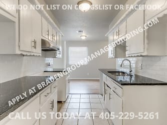 7432 NW 27th St - undefined, undefined