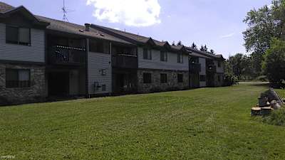 410 Thornwild Dr - Scottville, MI