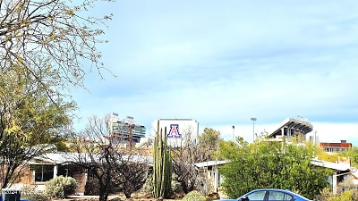 1632 E 9th St - Tucson, AZ