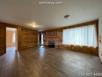 13715 14th Ave E - undefined, undefined