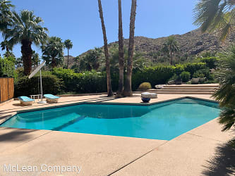 345 West Crestview Drive - Palm Springs, CA