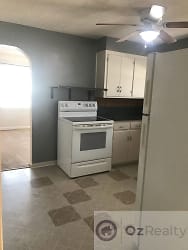 123 S Masters Ct unit 1/2 - Maumee, OH