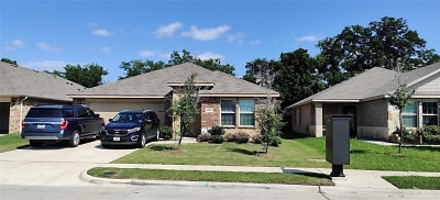2217 Vance Dr - Forney, TX