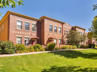 Enclave Rigden Farm Apartments - Fort Collins, CO