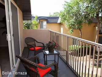 Bella Terraza Apartments - Jacksonville, FL