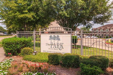 Park At Fort Bend Apartments - Stafford, TX