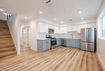6238 Beck Ave unit 6234 1/2 - Los Angeles, CA