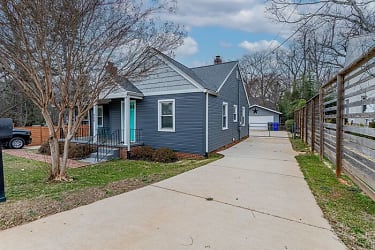 909 Rutherford Rd - Greenville, SC