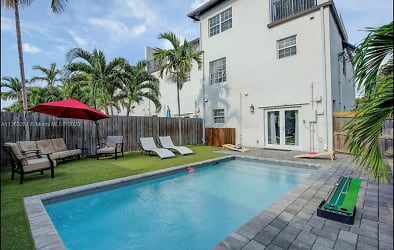 801 NW 1st Ave #801 - Fort Lauderdale, FL
