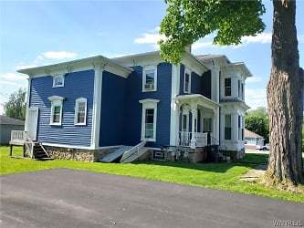 109 Telegraph Rd - Middleport, NY