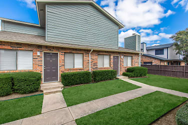 Park Springs Townhomes Apartments - Plano, TX