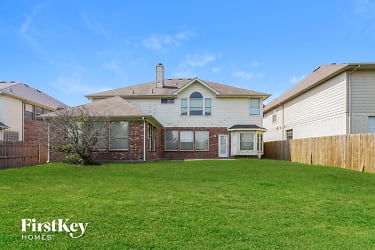 4616 Maple Hill Dr - Fort Worth, TX