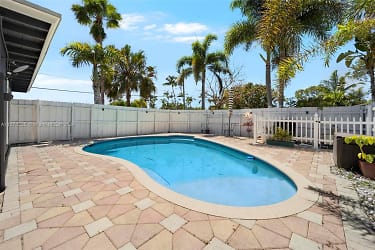 509 NW 29th St #509 - Wilton Manors, FL