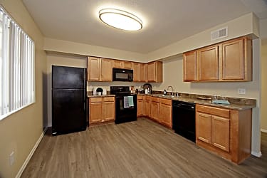 Vista Village Apartments - Phoenix, AZ