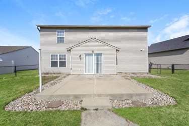 6931 Bosk Ct - Indianapolis, IN