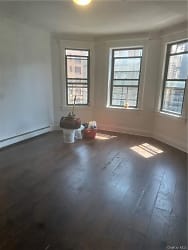 11 Lawrence St #3R - Yonkers, NY