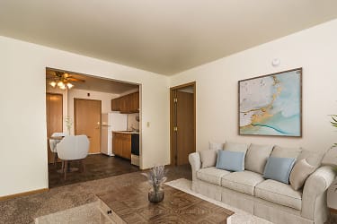 Amberwood Court Apartments - Grand Forks, ND