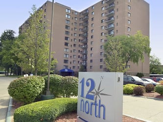 12 North Apartments - Southfield, MI