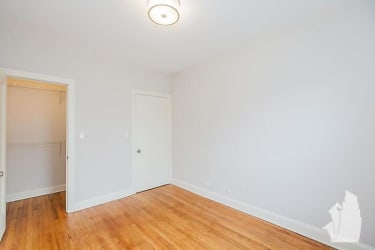 2325 N Rockwell St unit 1 - Chicago, IL