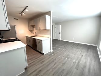 102 N State St unit 103 - Raleigh, NC